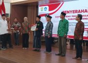 Bupati Berikan Bantuan Hibah kepada Penyelenggara Pendidikan Keagamaan, Ini Harapannya