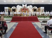 13 Pasangan Ikuti Nikah Masal, Peserta Tertua Sarjono Kakek Berusia 67 Tahun