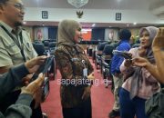 Bupati Sampaikan Jawaban atas Pandangan Umum Fraksi- Fraksi