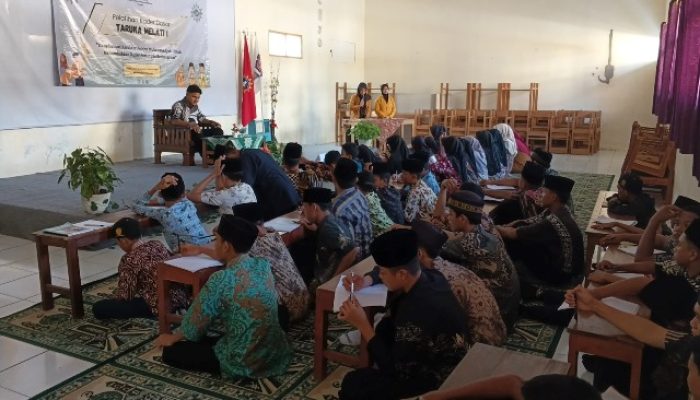 Siap Jadi Kader Pelajar Berjiwa Kepemimpinan, 45 Siswa SMP Muhammadiyah Rawalo Ikuti PKDTM 1