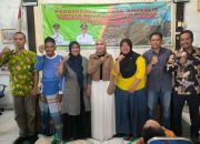 Warga Ngampel Terdampak Banjir Terima Bantuan Beras 5 Kg dari Bupati
