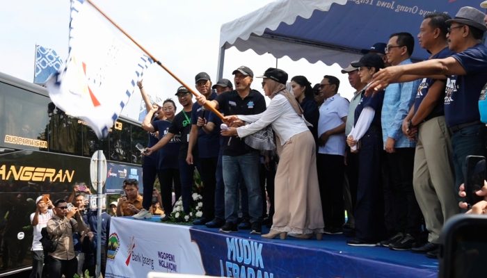 Dari Halaman TMII Jakarta Timur, Para Pemudik Asal Kendal dilepas Gubernur Jateng dan Bupati Kenda