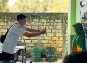 Dindukcapil Terus Mendekatkan Pelayanan Administrasi Kependudukan kepada Masyarakat