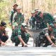 Bupati Harno Buka TMMD di Ngajaran, Tinjau dan Ikut Cor Jalan Penghubung Antardesa